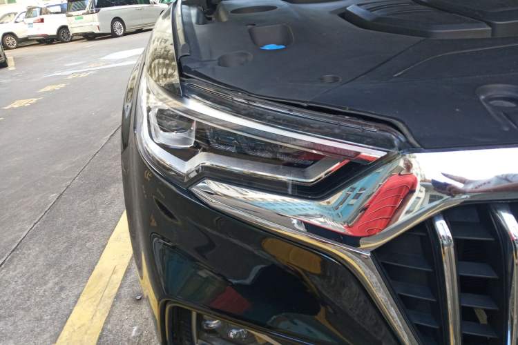 Used Hongqi HS5 2019 2.0T Smart Connect Flagship All-Wheel-Drive Version Right Front Headlight