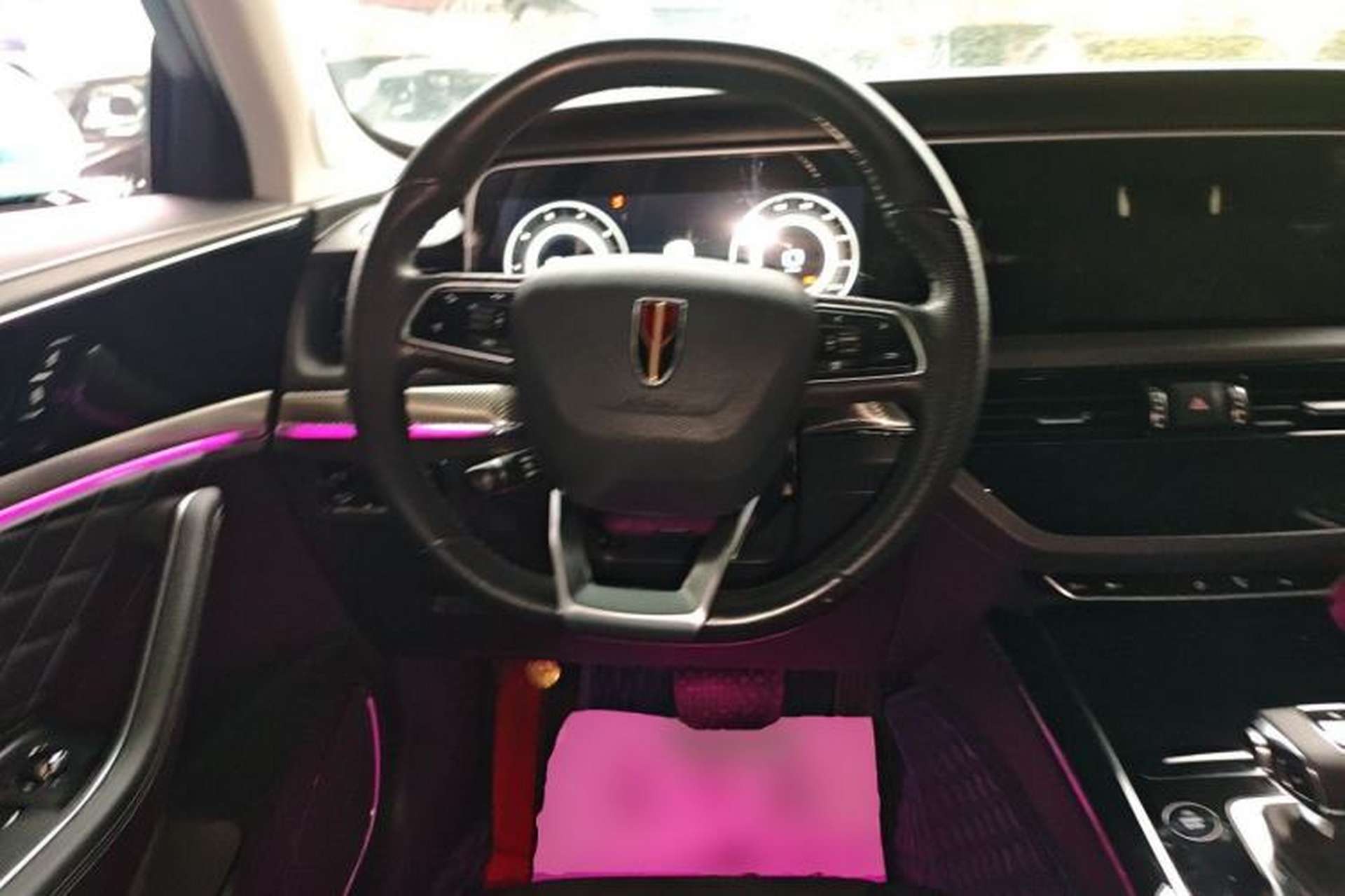 Used Hongqi HS5 2019 2.0T Smart Connect Flagship All-Wheel-Drive Version Steering Wheel