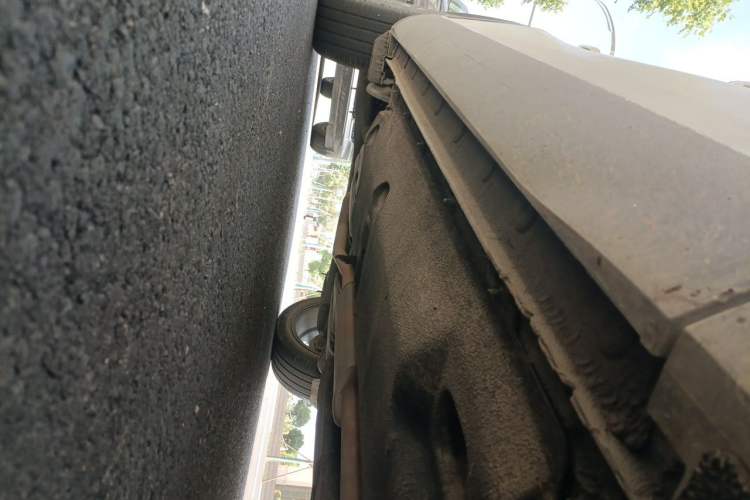 Used Hongqi HS5 2019 2.0T Smart Connect Flagship All-Wheel-Drive Version Chassis Front Right