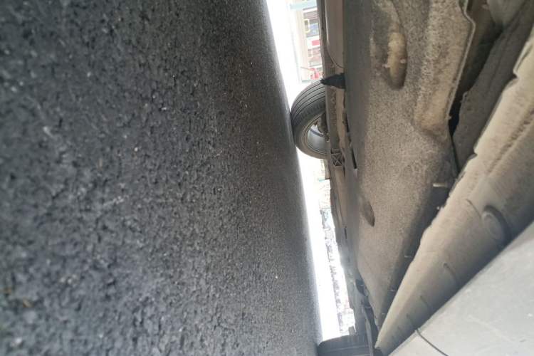 Used Hongqi HS5 2019 2.0T Smart Connect Flagship All-Wheel-Drive Version Chassis Rear Right