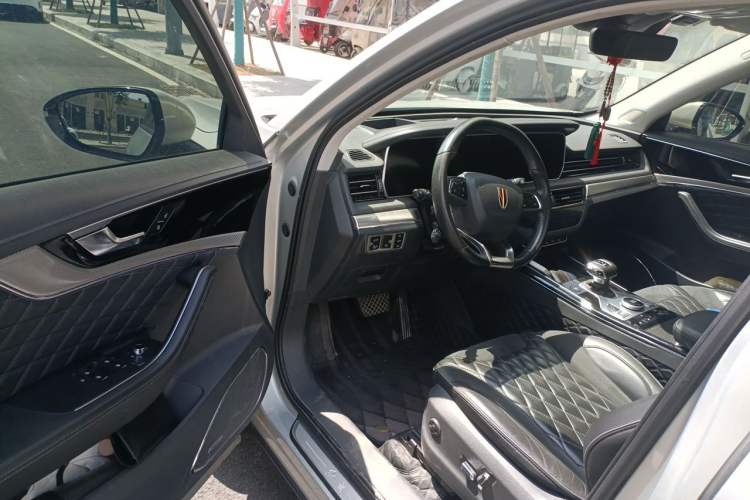 Used Hongqi HS5 2019 2.0T Smart Connect Flagship All-Wheel-Drive Version Driver Seat