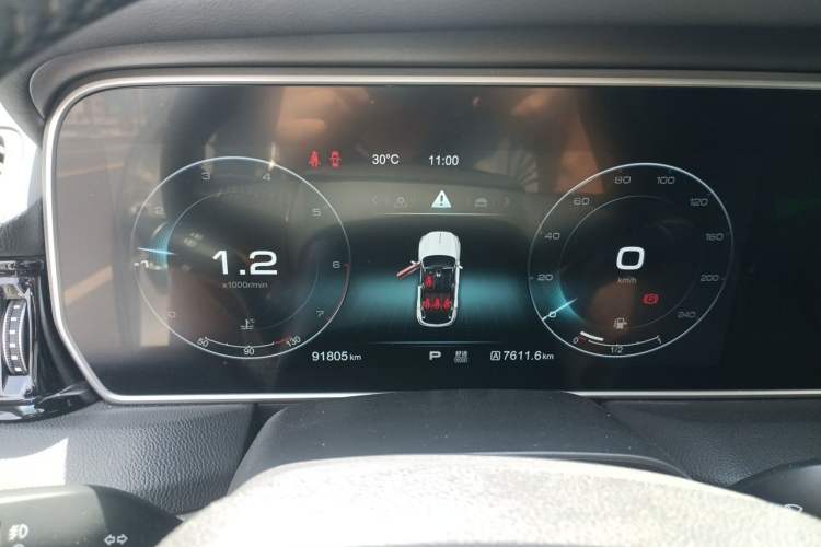 Used Hongqi HS5 2019 2.0T Smart Connect Flagship All-Wheel-Drive Version Instrument Cluster