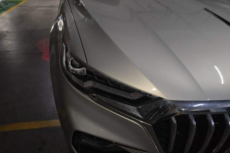 Used Hongqi HS5 2019 2.0T Smart Connect Flagship All-Wheel-Drive Version Right Front Headlight