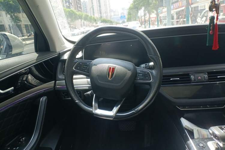 Used Hongqi HS5 2019 2.0T Smart Connect Flagship All-Wheel-Drive Version Steering Wheel