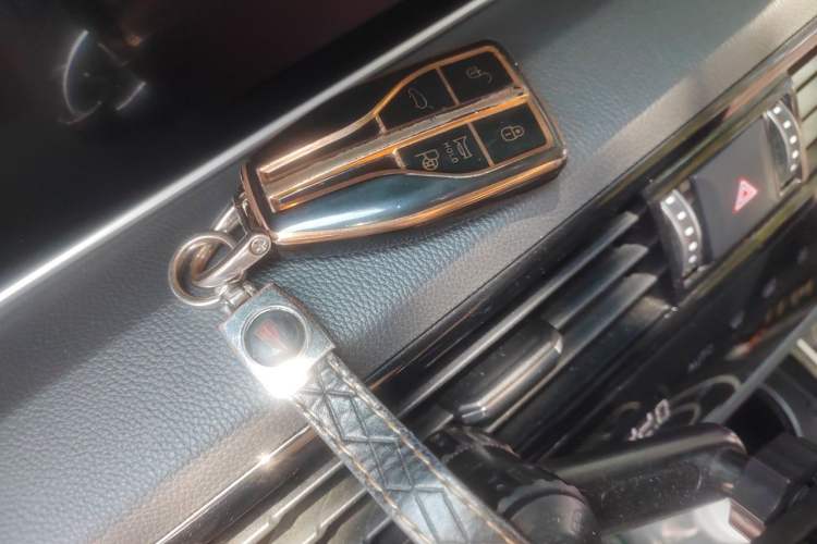 Used Hongqi HS5 2019 2.0T Smart Connect Flagship Edition Vehicle Key