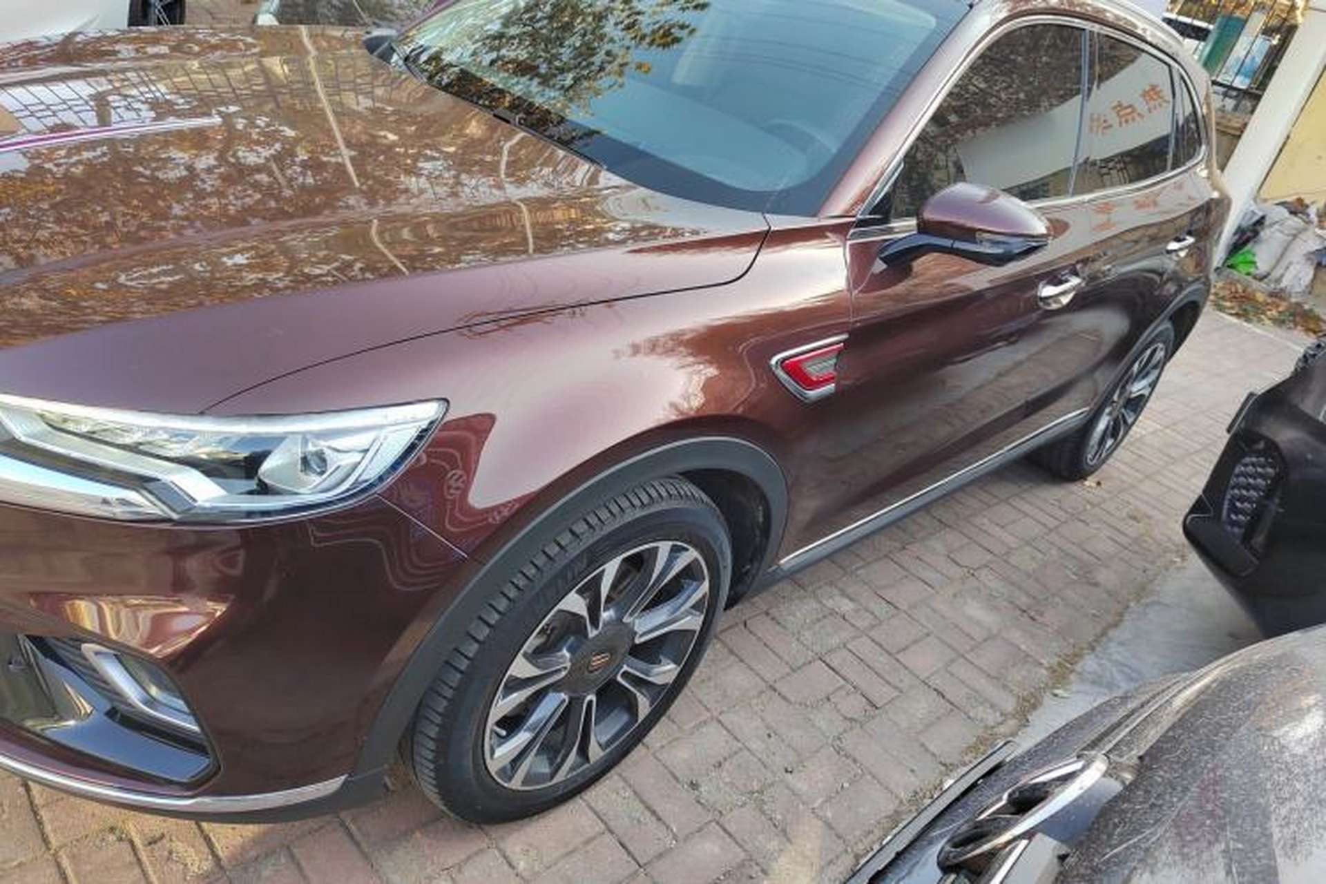 Used Hongqi HS5 2019 2.0T Smart Connect Flagship All-Wheel-Drive Version Exterior 3