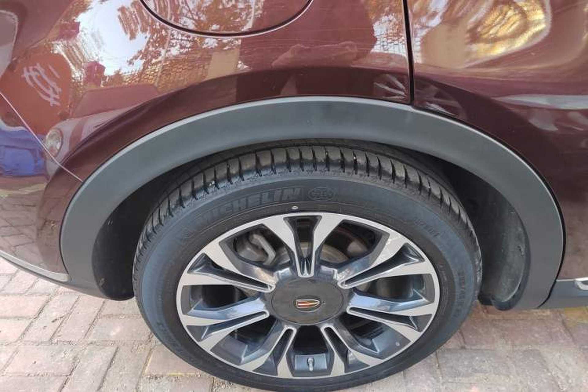 Used Hongqi HS5 2019 2.0T Smart Connect Flagship All-Wheel-Drive Version Exterior 8