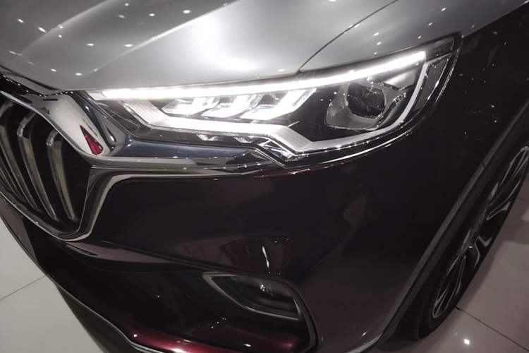Used Hongqi HS5 2019 2.0T Smart Connect Flagship All-Wheel-Drive Version Left Front Headlight