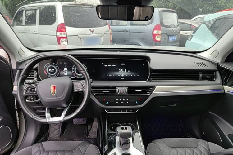 Used Hongqi HS5 2019 2.0T Smart Connect Flagship All-Wheel-Drive Version Center Console