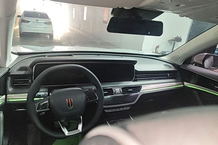 Used Hongqi HS5 2019 2.0T Smart Connect Flagship Edition Center Console