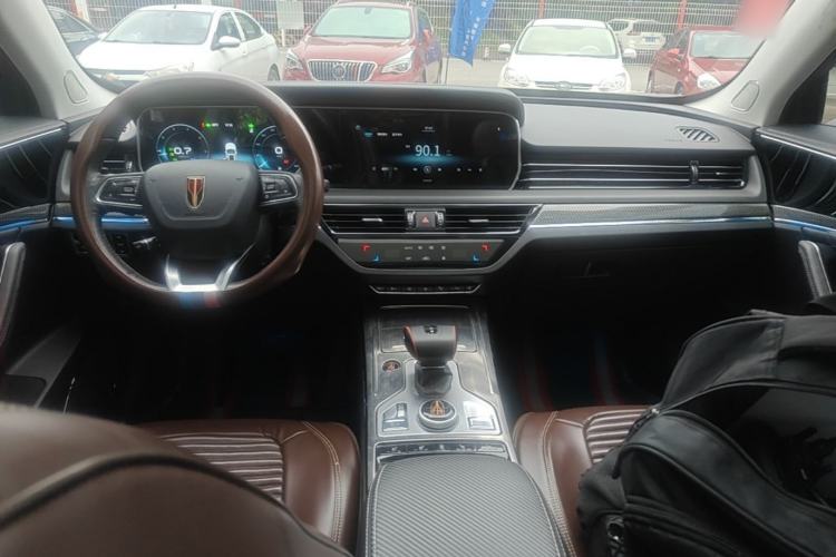 Used Hongqi HS5 2019 2.0T Smart Connect Flagship Edition Center Console