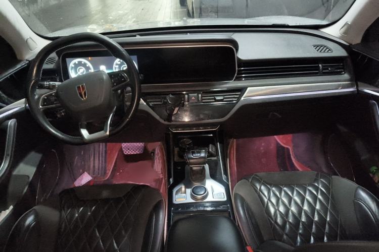 Used Hongqi HS5 2019 2.0T Smart Connect Flagship All-Wheel-Drive Version Center Console