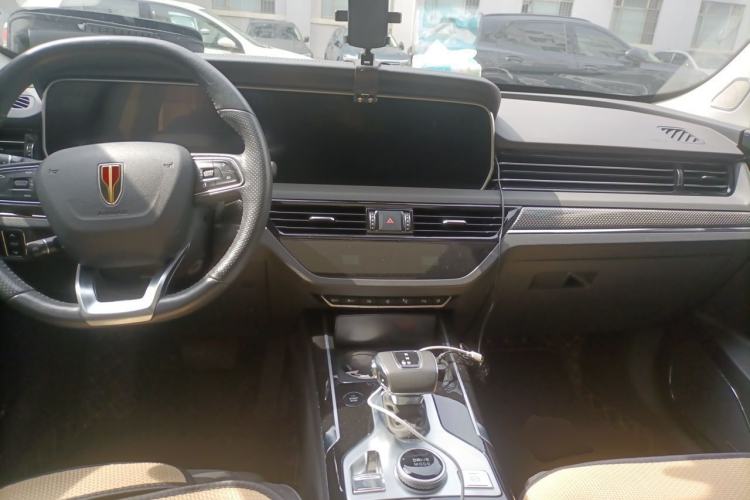 Used Hongqi HS5 2019 2.0T Smart Connect Flagship Edition Center Console