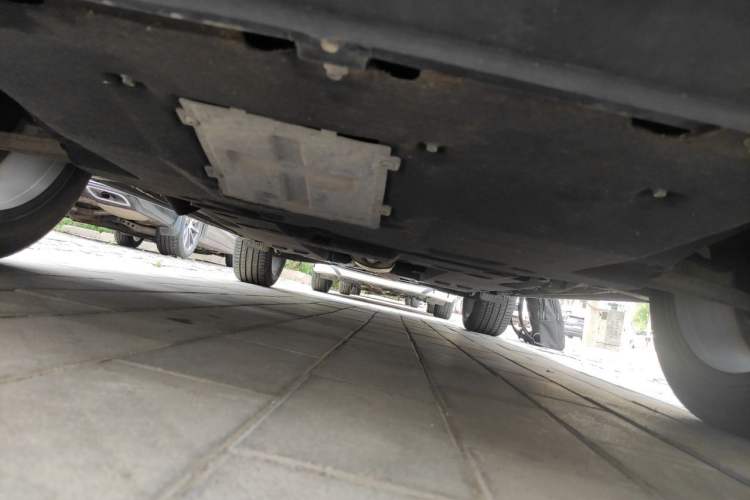 Used Hongqi HS5 2019 2.0T Smart Connect Flagship All-Wheel-Drive Version Chassis Front