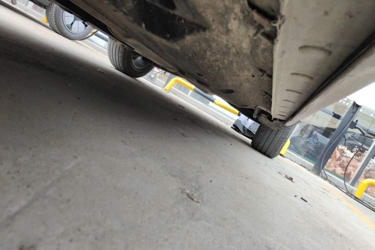 Used Hongqi HS5 2019 2.0T Smart Connect Flagship Edition Chassis Front Left
