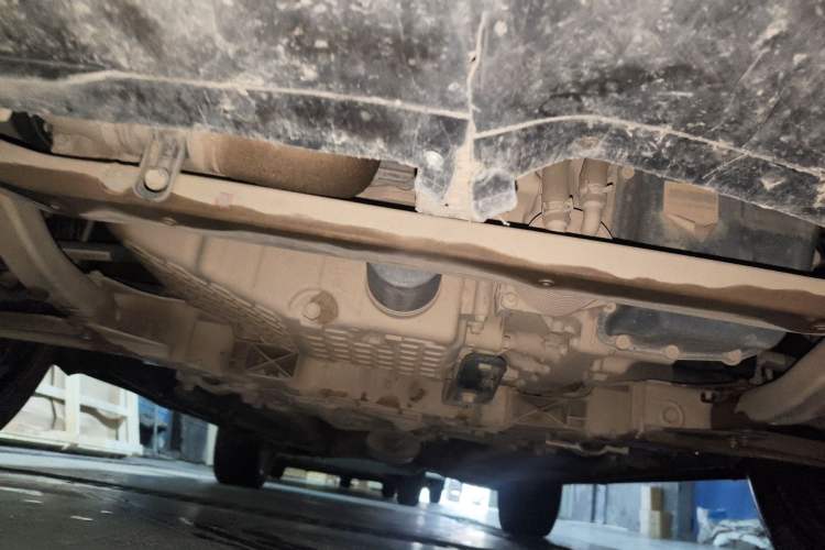 Used Hongqi HS5 2019 2.0T Smart Connect Flagship All-Wheel-Drive Version Chassis Front