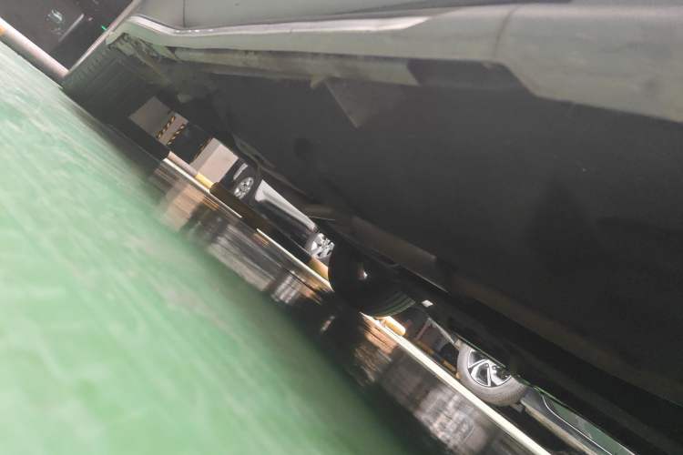 Used Hongqi HS5 2019 2.0T Smart Connect Flagship Edition Chassis Front Right