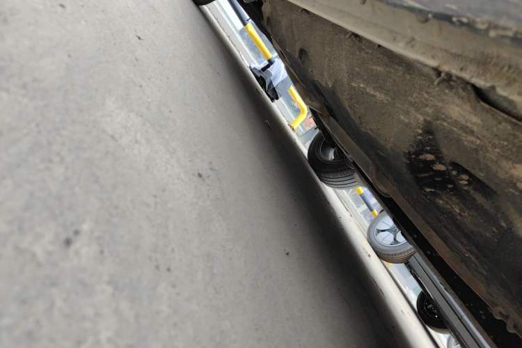 Used Hongqi HS5 2019 2.0T Smart Connect Flagship Edition Chassis Front Right