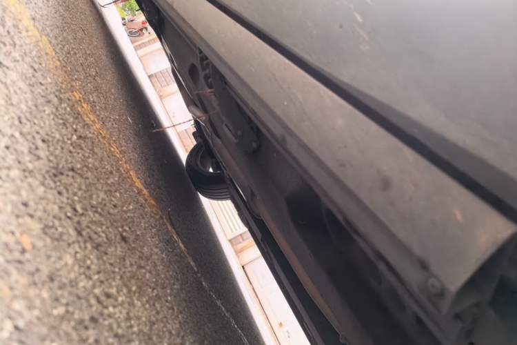 Used Hongqi HS5 2019 2.0T Smart Connect Flagship Edition Chassis Front Right