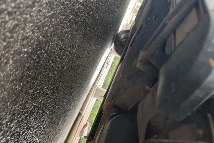 Used Hongqi HS5 2019 2.0T Smart Connect Flagship All-Wheel-Drive Version Chassis Rear Left