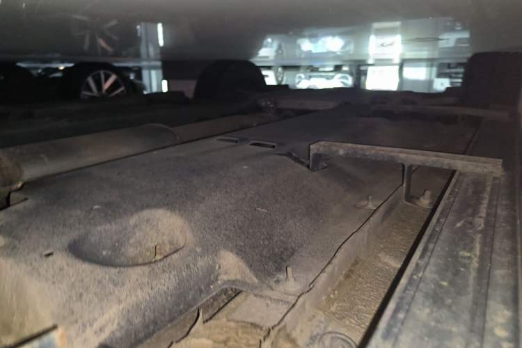 Used Hongqi HS5 2019 2.0T Smart Connect Flagship Edition Chassis Rear Left