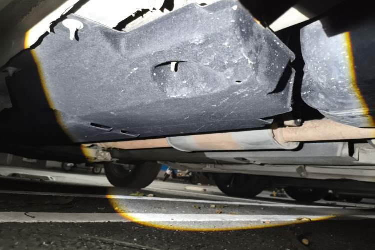 Used Hongqi HS5 2019 2.0T Smart Connect Flagship Edition Chassis Rear Left