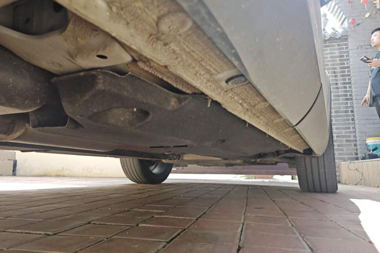Used Hongqi HS5 2019 2.0T Smart Connect Flagship All-Wheel-Drive Version Chassis Rear Right