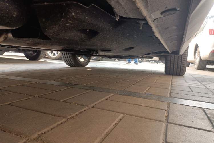 Used Hongqi HS5 2019 2.0T Smart Connect Flagship Edition Chassis Rear Right