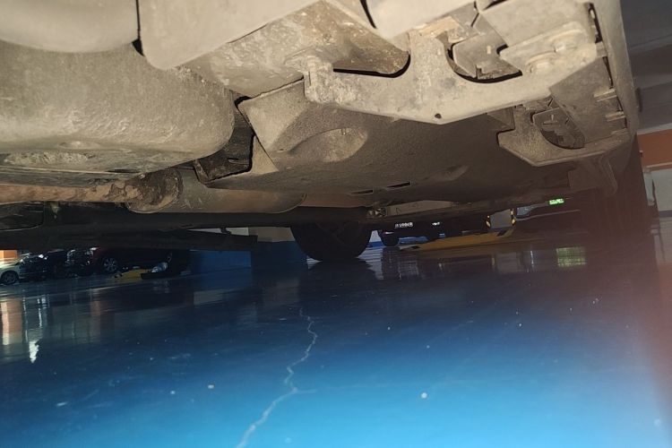 Used Hongqi HS5 2019 2.0T Smart Connect Flagship All-Wheel-Drive Version Chassis Rear Right