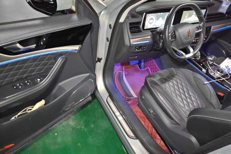 Used Hongqi HS5 2019 2.0T Smart Connect Flagship All-Wheel-Drive Version Driver Seat