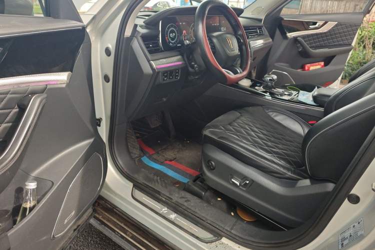 Used Hongqi HS5 2019 2.0T Smart Connect Flagship All-Wheel-Drive Version Driver Seat