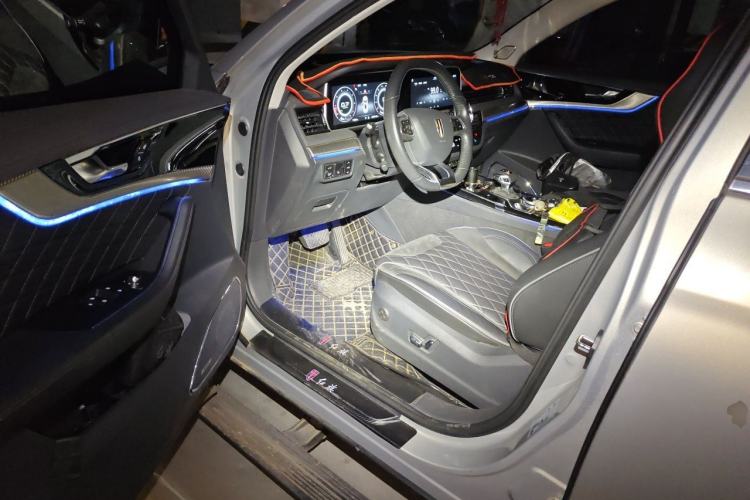 Used Hongqi HS5 2019 2.0T Smart Connect Flagship All-Wheel-Drive Version Driver Seat