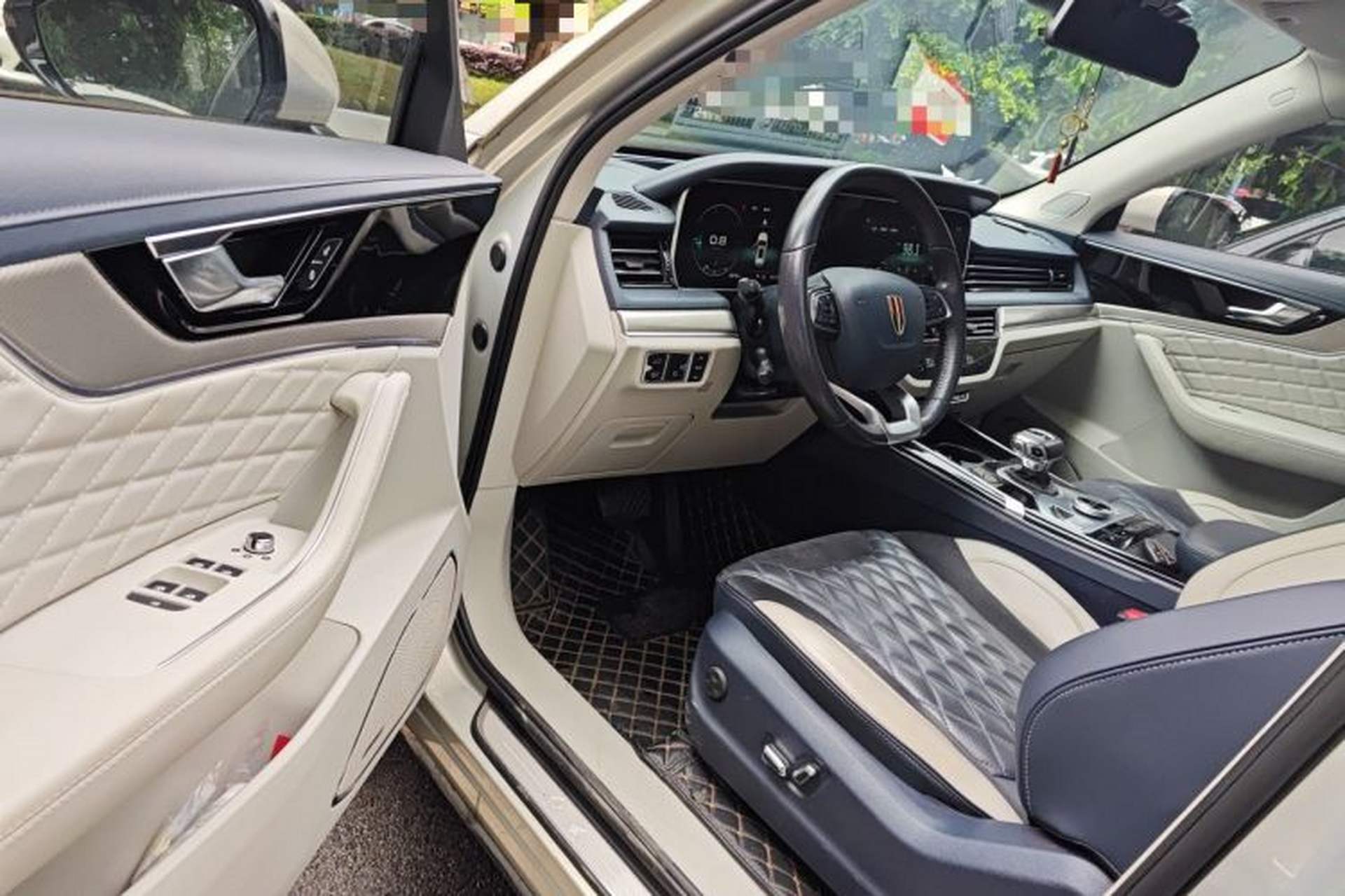 Used Hongqi HS5 2019 2.0T Smart Connect Flagship All-Wheel-Drive Version Driver Seat