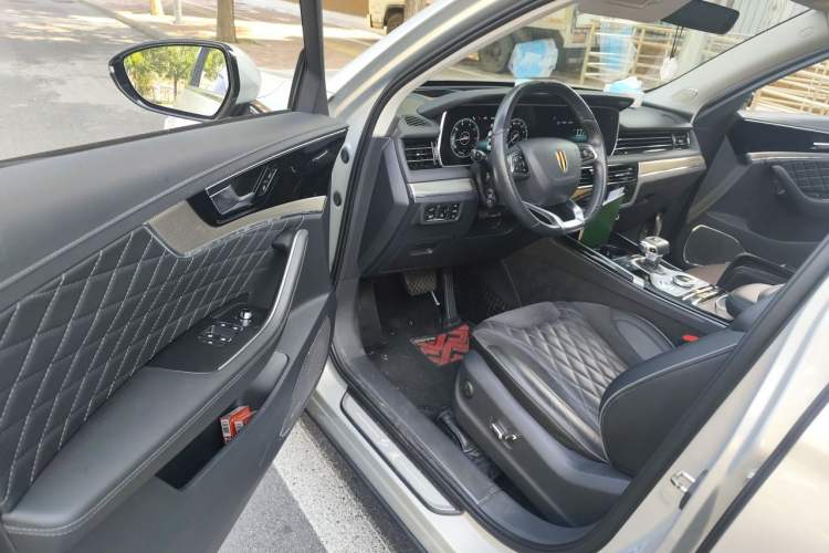 Used Hongqi HS5 2019 2.0T Smart Connect Flagship All-Wheel-Drive Version Driver Seat