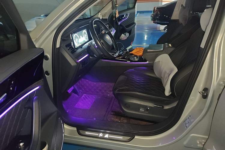 Used Hongqi HS5 2019 2.0T Smart Connect Flagship All-Wheel-Drive Version Driver Seat