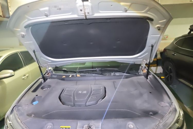 Used Hongqi HS5 2019 2.0T Smart Connect Flagship Edition Engine Bay
