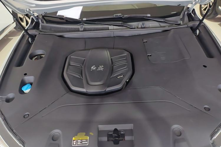 Used Hongqi HS5 2019 2.0T Smart Connect Flagship Edition Engine Bay
