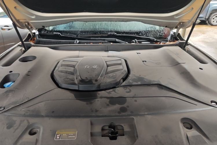 Used Hongqi HS5 2019 2.0T Smart Connect Flagship Edition Engine Bay