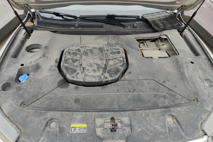Used Hongqi HS5 2019 2.0T Smart Connect Flagship Edition Engine Bay