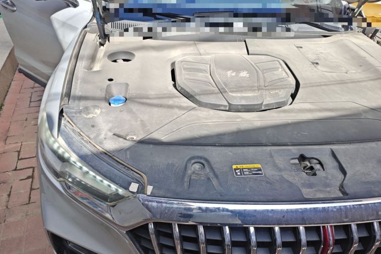 Used Hongqi HS5 2019 2.0T Smart Connect Flagship All-Wheel-Drive Version Engine Bay Right