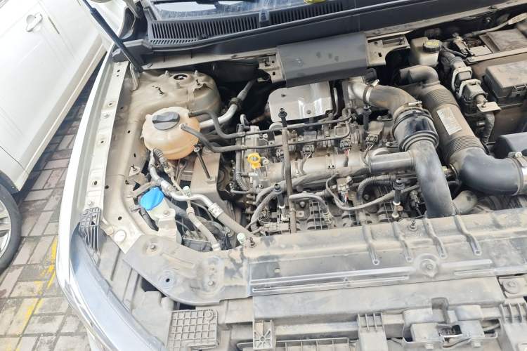 Used Hongqi HS5 2019 2.0T Smart Connect Flagship Edition Engine Bay Right