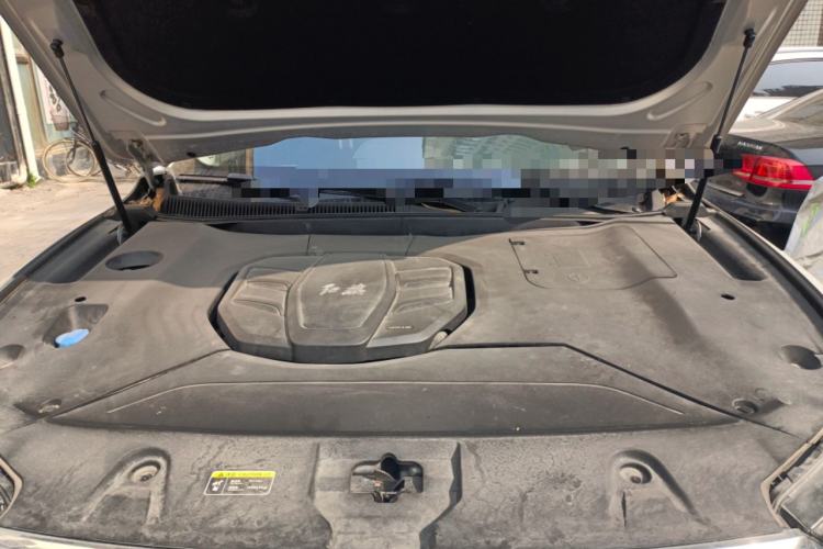 Used Hongqi HS5 2019 2.0T Smart Connect Flagship Edition Engine Bay