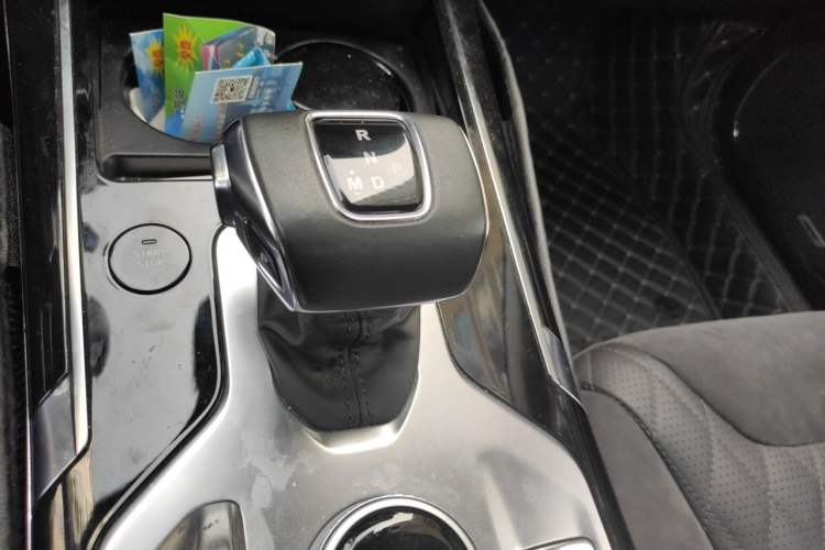 Used Hongqi HS5 2019 2.0T Smart Connect Flagship All-Wheel-Drive Version Gear Lever