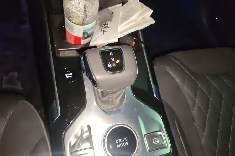 Used Hongqi HS5 2019 2.0T Smart Connect Flagship Edition Gear Lever