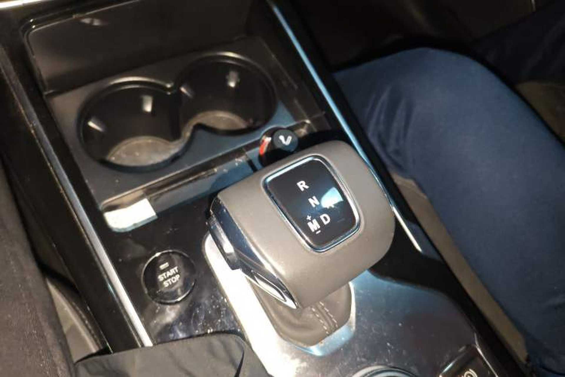Used Hongqi HS5 2019 2.0T Smart Connect Flagship Edition Gear Lever