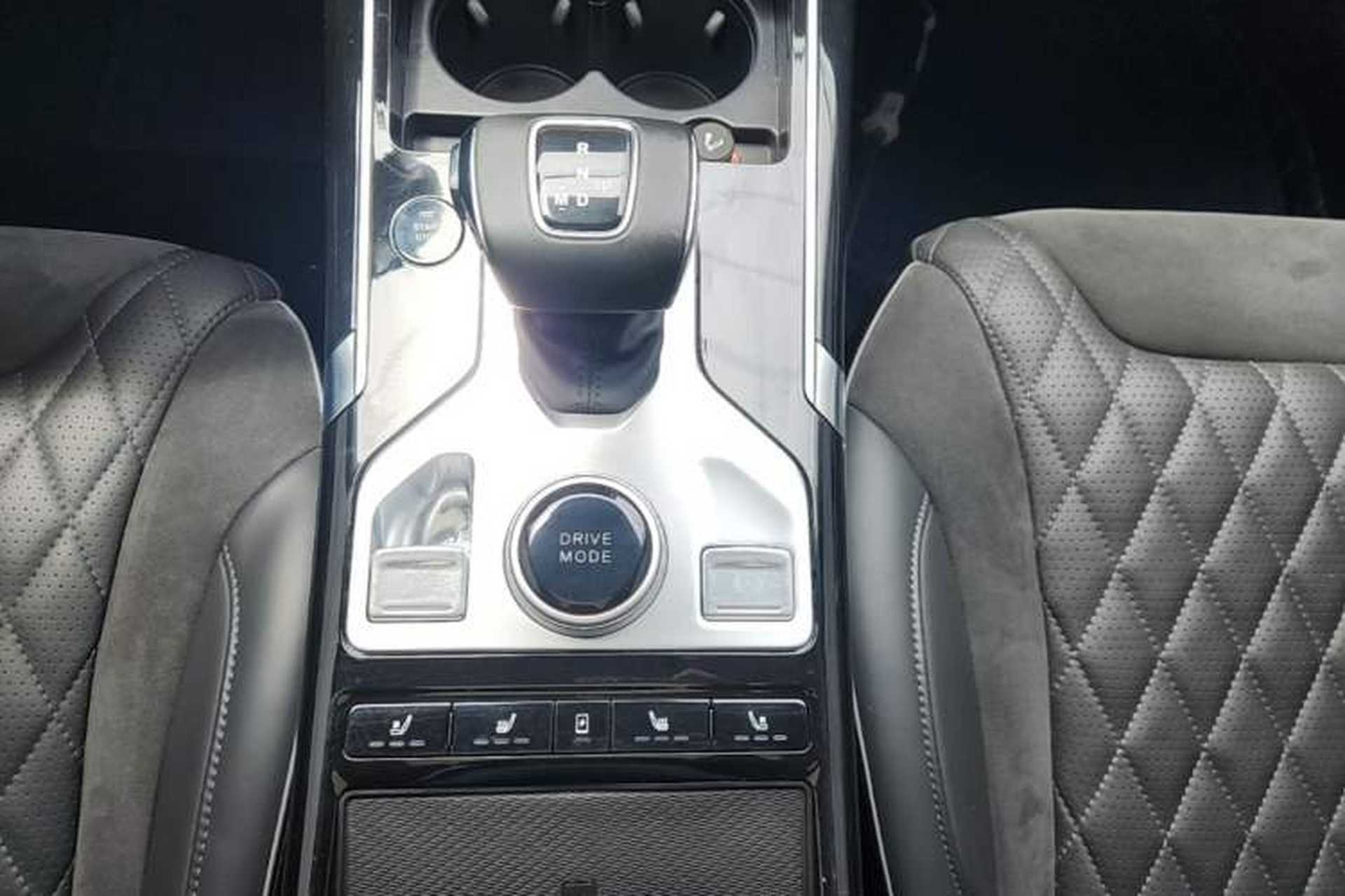 Used Hongqi HS5 2019 2.0T Smart Connect Flagship All-Wheel-Drive Version Gear Lever