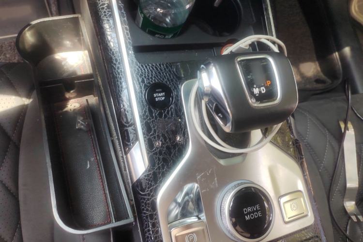 Used Hongqi HS5 2019 2.0T Smart Connect Flagship Edition Gear Lever