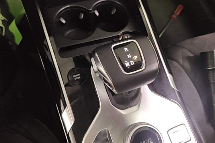 Used Hongqi HS5 2019 2.0T Smart Connect Flagship Edition Gear Lever
