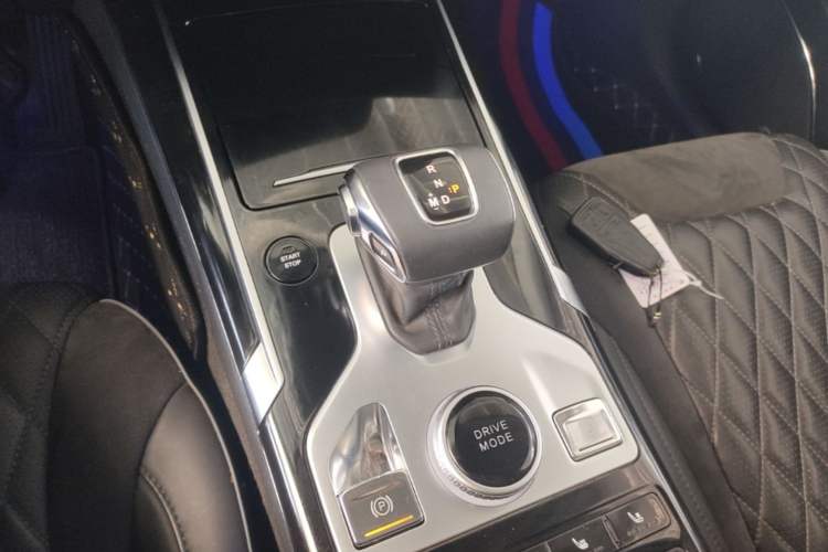 Used Hongqi HS5 2019 2.0T Smart Connect Flagship Edition Gear Lever
