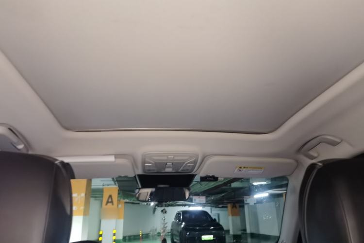 Used Hongqi HS5 2019 2.0T Smart Connect Flagship All-Wheel-Drive Version Headliner